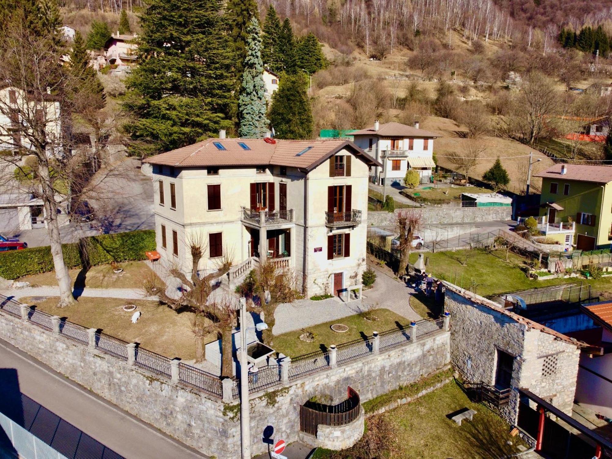 Villa Il Maiale Bianco Bed & Breakfast San Fedele Intelvi Extérieur photo